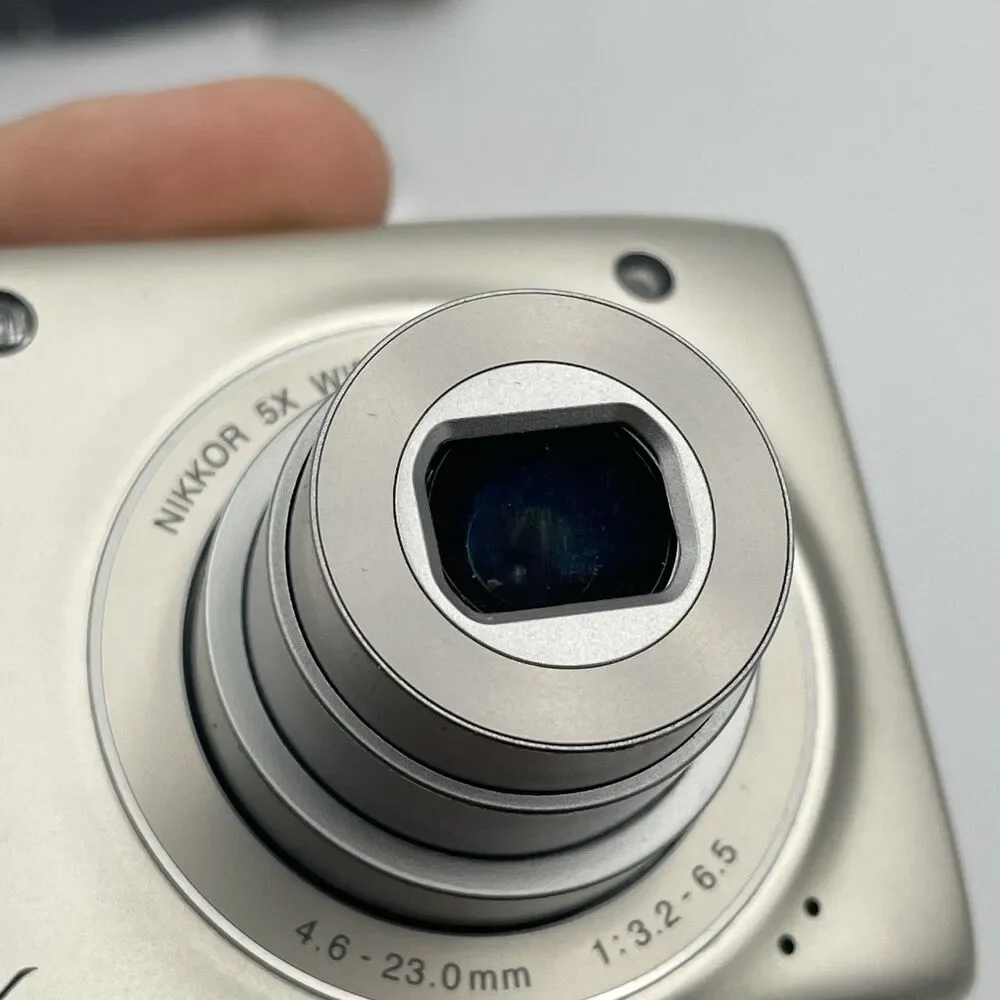 Nikon CoolPix S3100 14.0MP Digital Camera - Silver w/ Battery, Charger + More